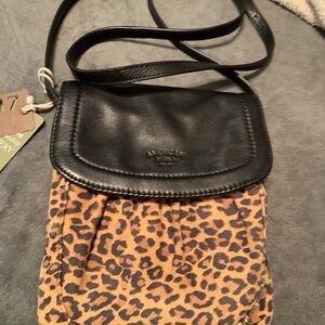 American leather Co. Black all Leather & Leopard Print Crossbody / shoulder Bag